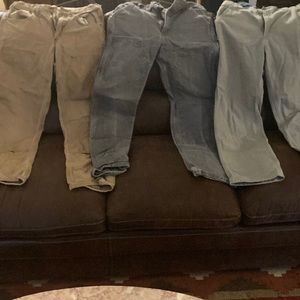 Three pairs of broken-in used Carhartt pants 33 32